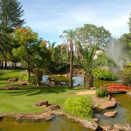 Lacqua diRoma Hotel com Parque Aquático 24 horas Caldas Novas Esterno foto