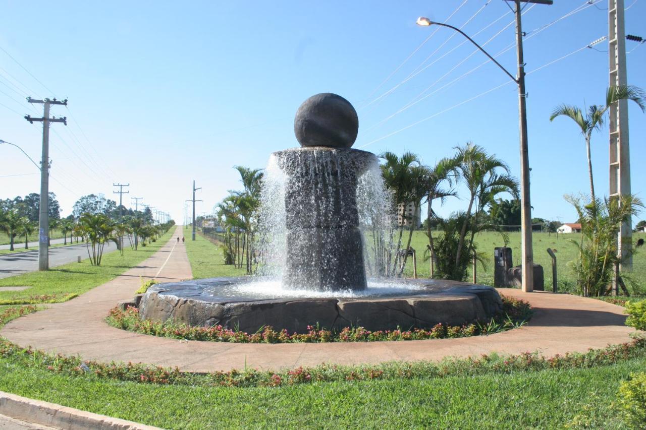 Lacqua diRoma Hotel com Parque Aquático 24 horas Caldas Novas Esterno foto
