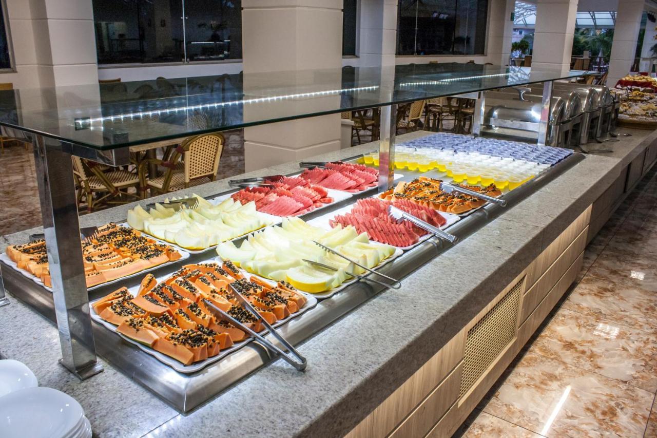 Lacqua diRoma Hotel com Parque Aquático 24 horas Caldas Novas Esterno foto