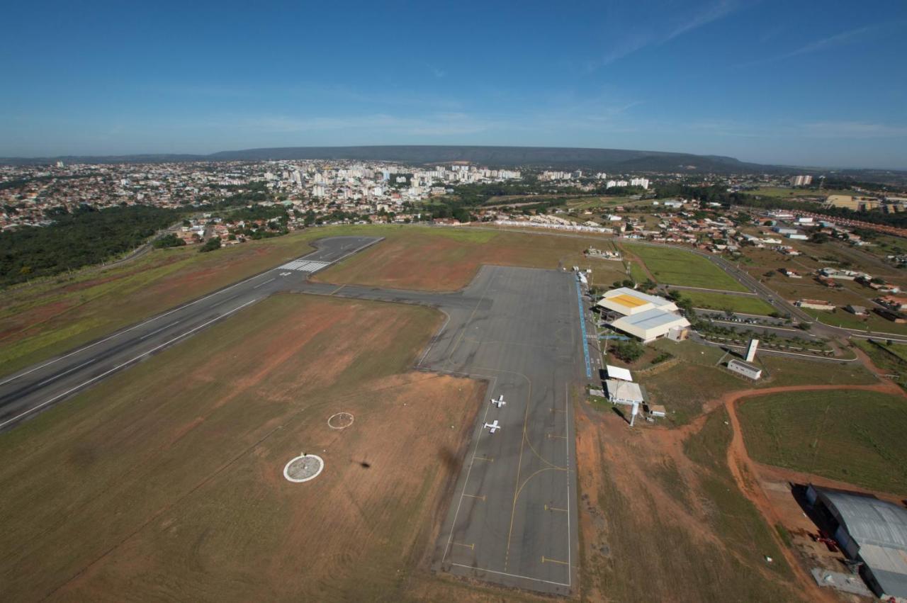 Lacqua diRoma Hotel com Parque Aquático 24 horas Caldas Novas Esterno foto